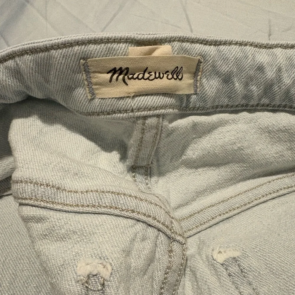 Madewell Light Wash Denim Jeans - Picture 3 of 7